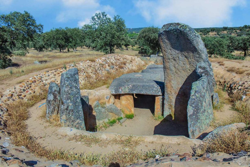 dolmen-perspectiva