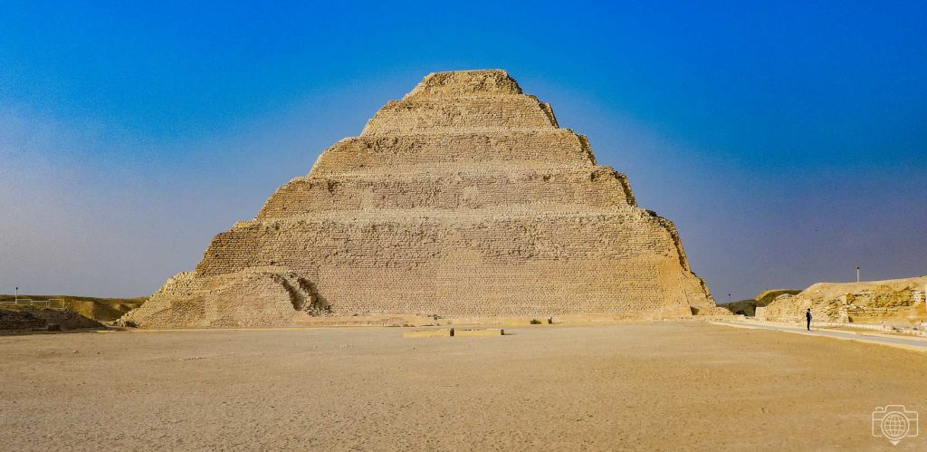 pirámide-escalonada