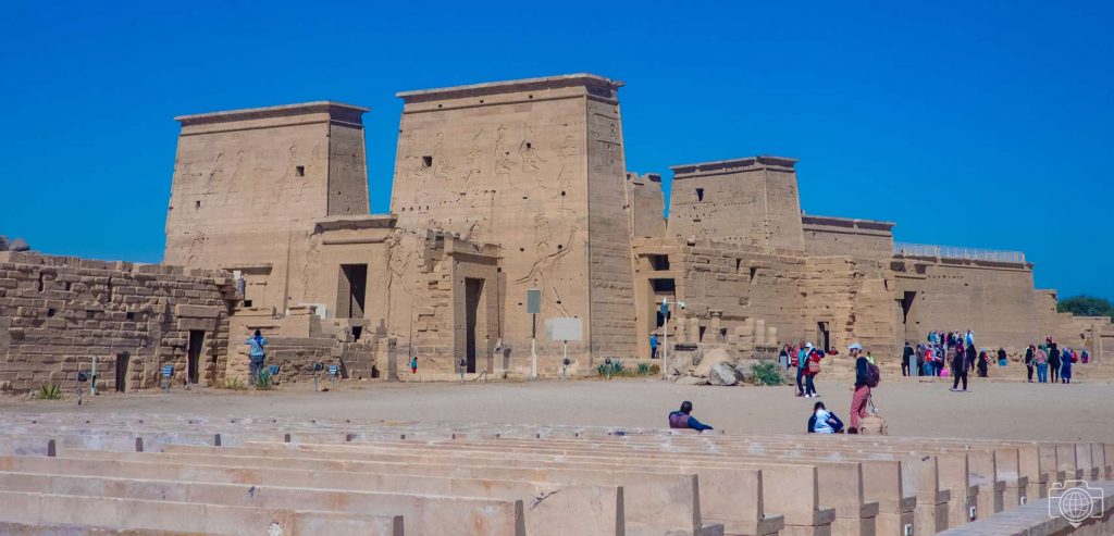 templo-philae-lateral