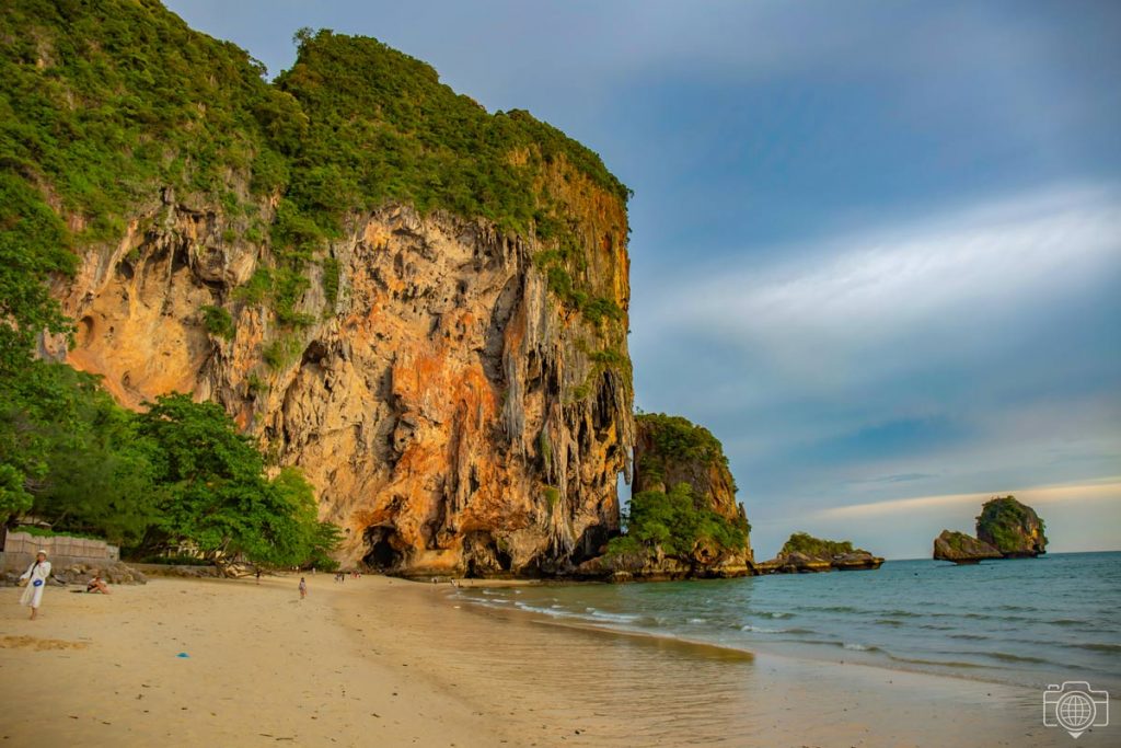 cueva-playa-Phra-Nang