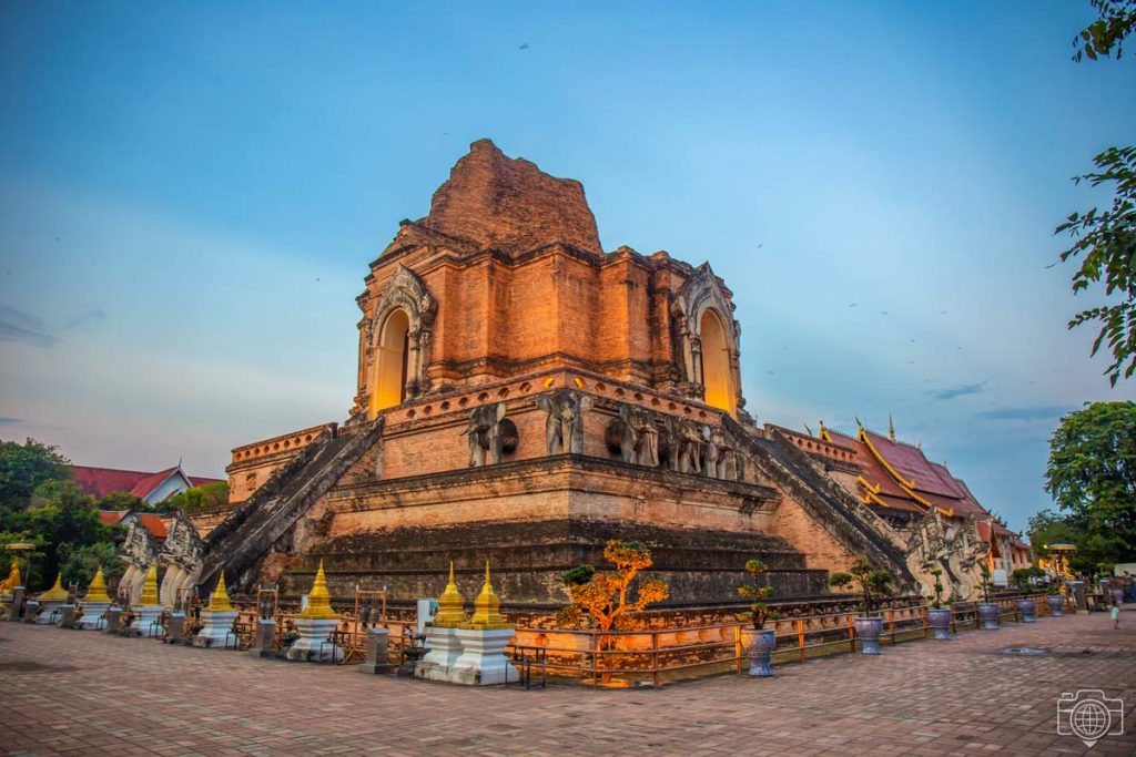 Wat-Chedi-Luang-ruinas