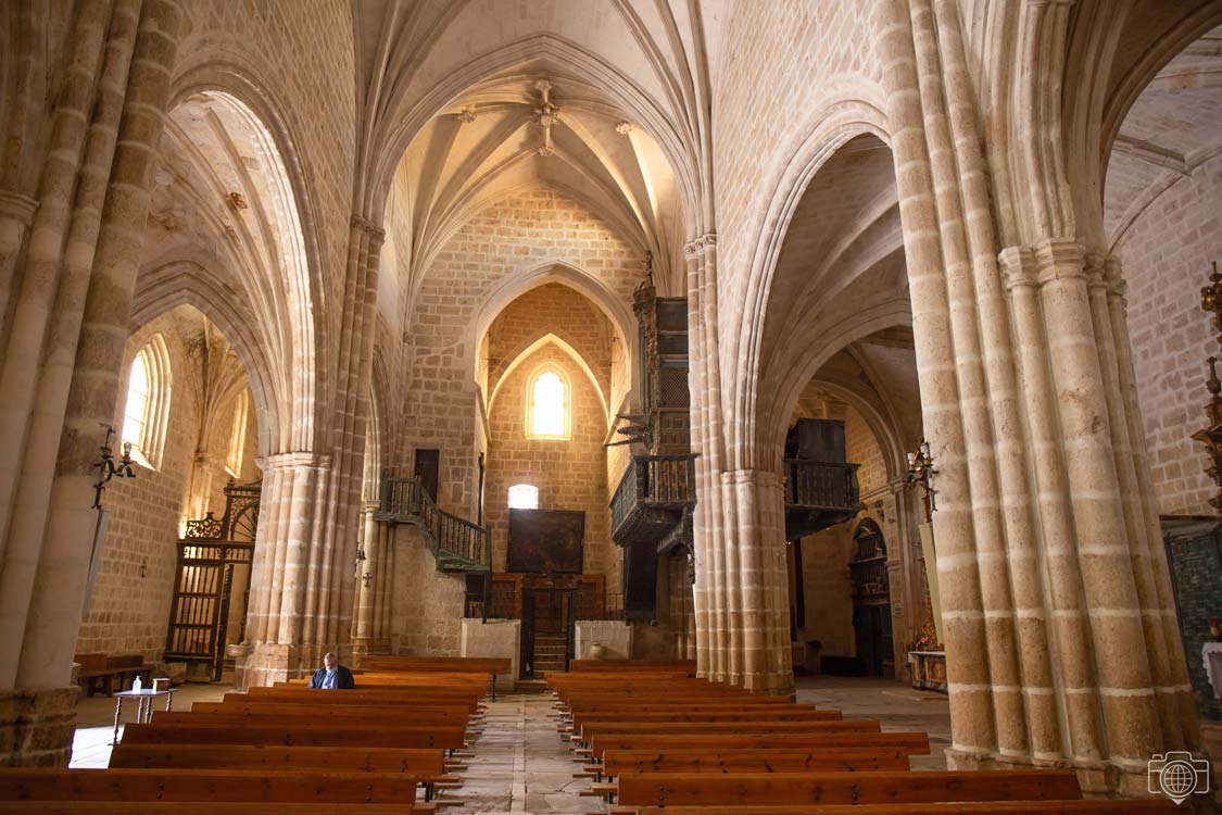 Gumiel de Izán: qué ver en este pueblo de Burgos con una gran iglesia