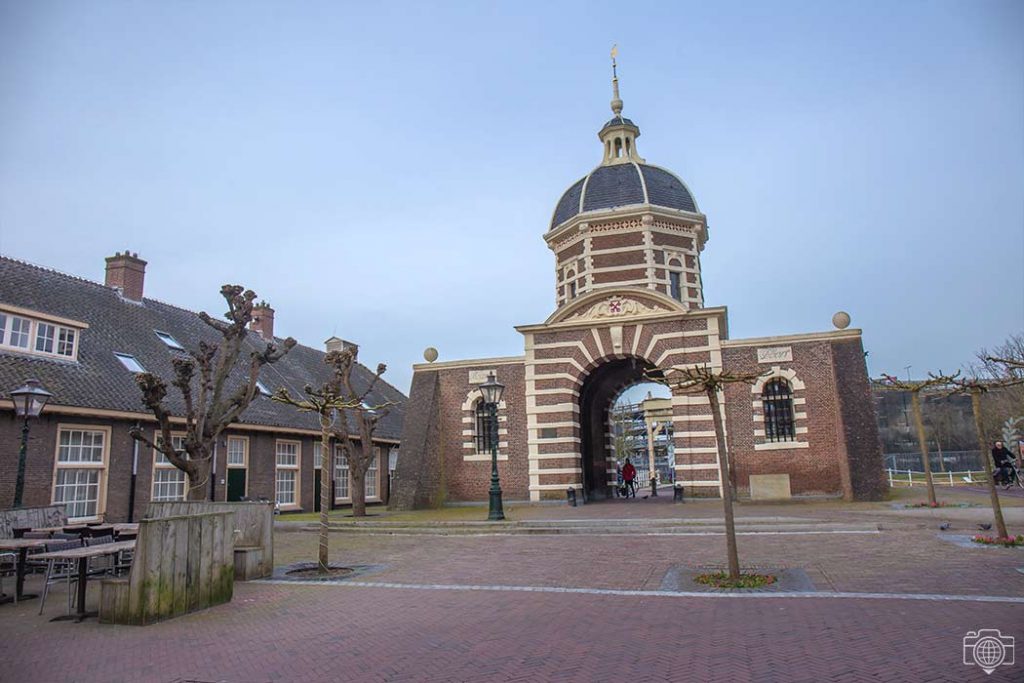 Puerta-de-Mors-Leiden
