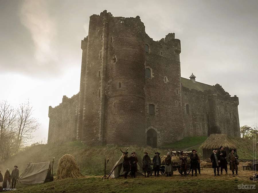 Outlander-serie-doune-castle
