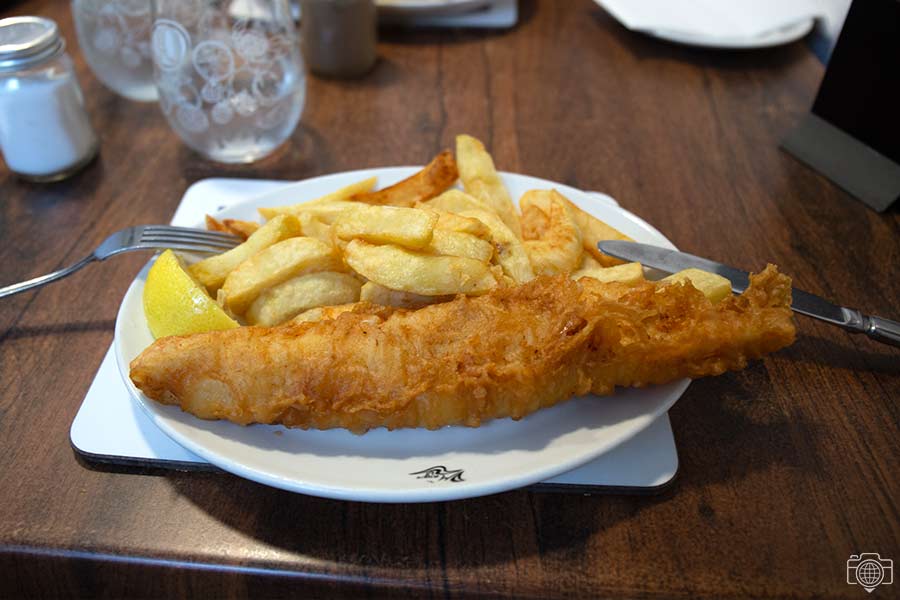 fish-chips-the-magpie-cofe