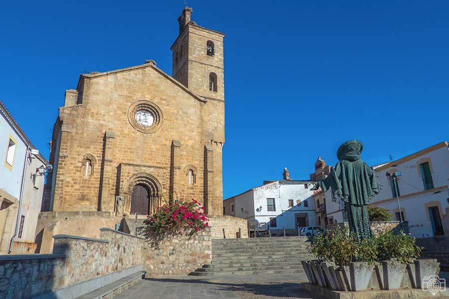 Parroquia-Santa-María-de-Almocóvar-alcántara