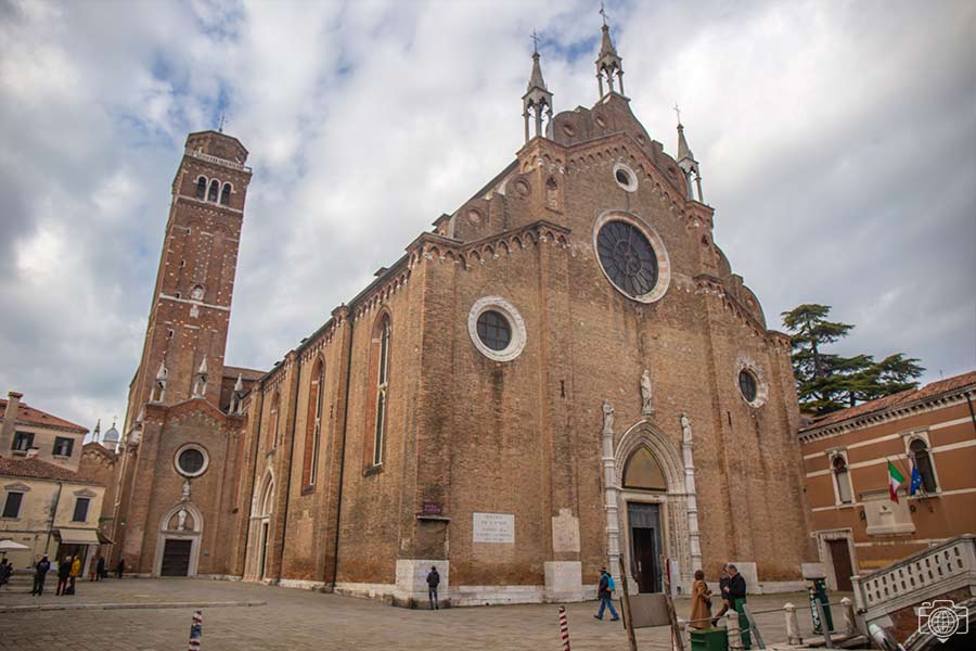 Basílica-de-Santa-Maria-dei-Frari